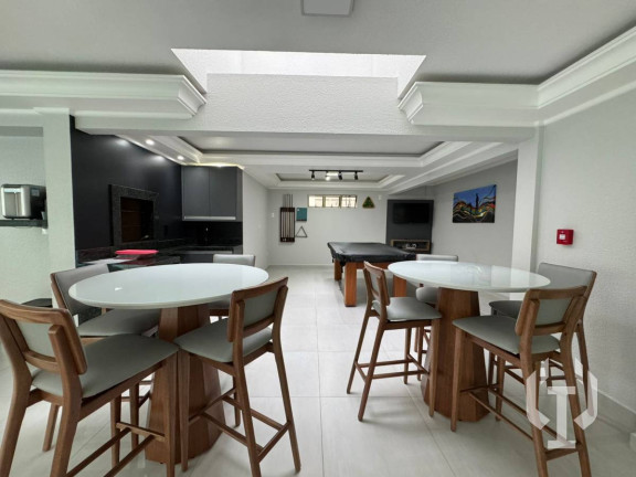 Imagem Apartamento com 3 Quartos à Venda, 135 m² em Meia Praia - Itapema