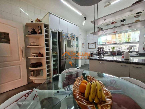 Imagem Casa com 3 Quartos à Venda, 377 m² em Vila Rosália - Guarulhos Imagem Casa com 3 Quartos à Venda, 377 m² em Vila Rosália - Guarulhos