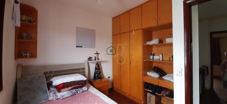 Imagem Casa com 3 Quartos à Venda, 220 m² em Santa Mônica - Londrina Imagem Casa com 3 Quartos à Venda, 220 m² em Santa Mônica - Londrina