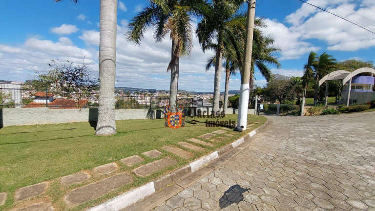 Imagem Terreno à Venda, 523 m² em Jardim América - Bragança Paulista Imagem Terreno à Venda, 523 m² em Jardim América - Bragança Paulista