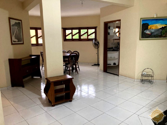 Imagem Casa com 6 Quartos à Venda, 375 m² em Centro - Ubatuba Imagem Casa com 6 Quartos à Venda, 375 m² em Centro - Ubatuba