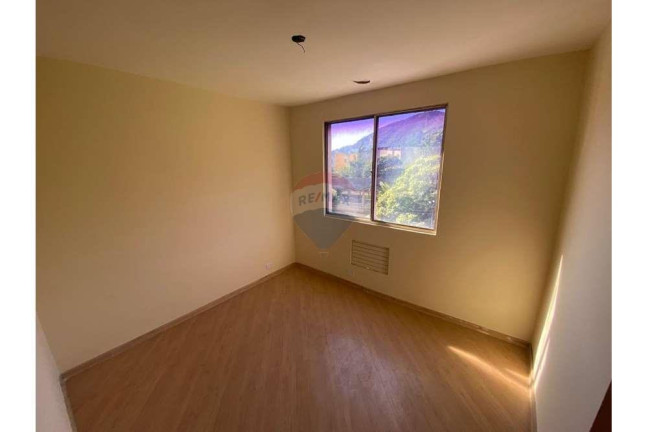 Imagem Apartamento com 2 Quartos à Venda, 62 m² em Praça Seca - Rio De Janeiro Imagem Apartamento com 2 Quartos à Venda, 62 m² em Praça Seca - Rio De Janeiro