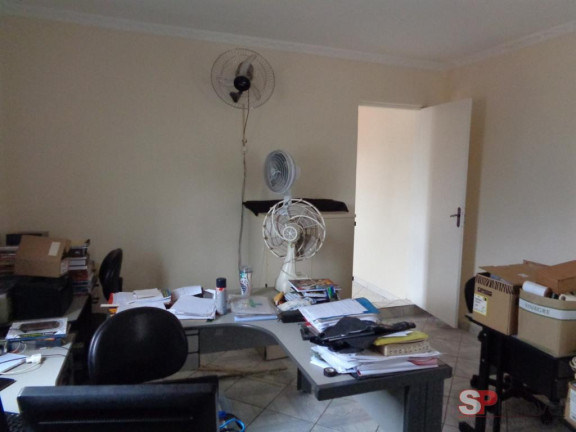 Imagem Casa com 4 Quartos à Venda, 240 m² em Vila Cláudio - Santo André