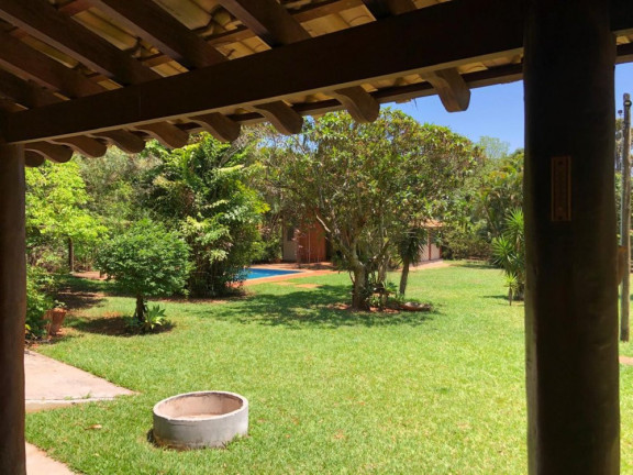 Imagem Imóvel com 3 Quartos à Venda, 325 m² em Recanto Dos Nobres I - Agudos