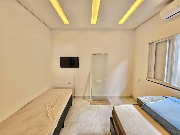 Imagem Casa com 3 Quartos à Venda, 250 m² em Solemar - Praia Grande Imagem Casa com 3 Quartos à Venda, 250 m² em Solemar - Praia Grande