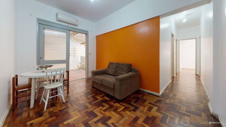 Imagem Imóvel com 3 Quartos à Venda, 76 m² em Petrópolis - Porto Alegre