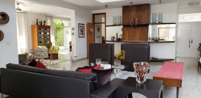 Casa com 5 Quartos à Venda, 550 m² em Parque Residencial Nardini - Americana
