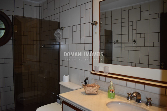 Imagem Imóvel com 4 Quartos à Venda, 300 m² em Região De Capivari - Campos Do Jordão Imagem Imóvel com 4 Quartos à Venda, 300 m² em Região De Capivari - Campos Do Jordão