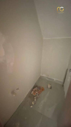 Imagem Casa com 2 Quartos à Venda, 72 m² em Vila Guilhermina - Praia Grande Imagem Casa com 2 Quartos à Venda, 72 m² em Vila Guilhermina - Praia Grande