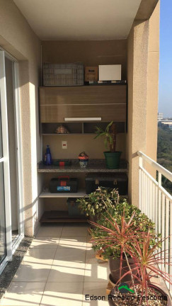 Imagem Apartamento com 2 Quartos à Venda, 71 m² em Jardim Tupanci - Barueri