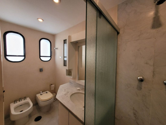 Imagem Apartamento com 3 Quartos à Venda, 139 m² em Pitangueiras - Guarujá