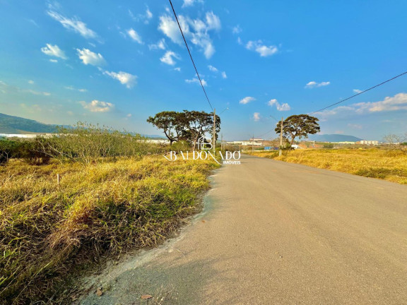 Imagem Terreno à Venda, 418 m² em Centro - Extrema Imagem Terreno à Venda, 418 m² em Centro - Extrema