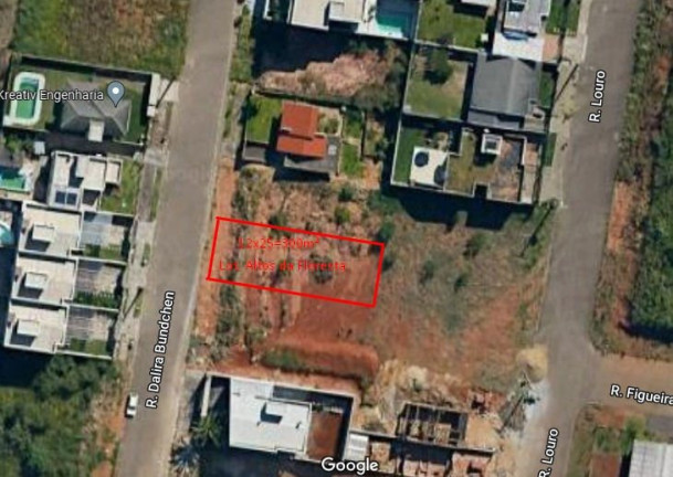 Terreno à Venda, 300 m² em Floresta - Estância Velha