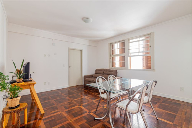 Imagem Apartamento com 3 Quartos à Venda, 123 m² em Independência - Porto Alegre