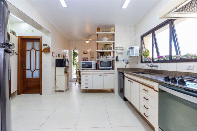 Imagem Apartamento com 3 Quartos à Venda, 200 m² em Moema - São Paulo