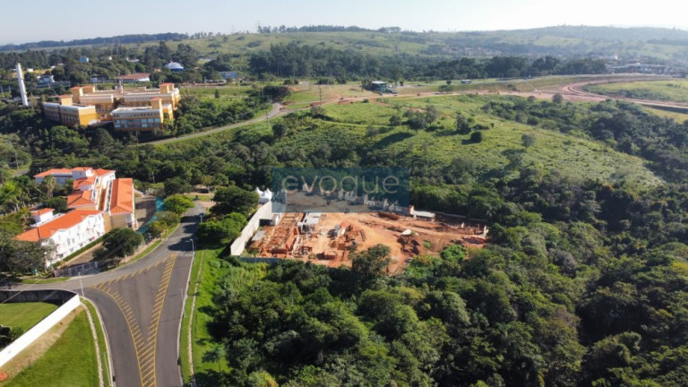 Imagem Casa de Condomínio com 3 Quartos à Venda, 165 m² em Sainte Hélène - Sousas Imagem Casa de Condomínio com 3 Quartos à Venda, 165 m² em Sainte Hélène - Sousas