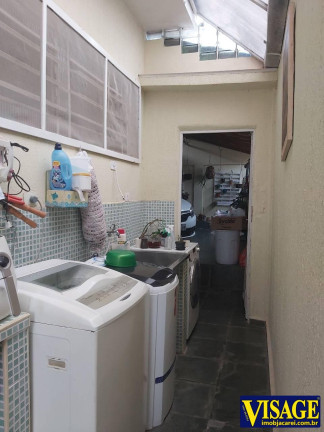 Imagem Casa com 3 Quartos à Venda, 313 m² em Centro - Jacareí