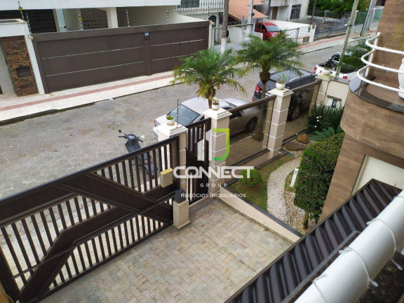 Imagem Casa com 3 Quartos à Venda, 335 m² em São João - Itajaí Imagem Casa com 3 Quartos à Venda, 335 m² em São João - Itajaí