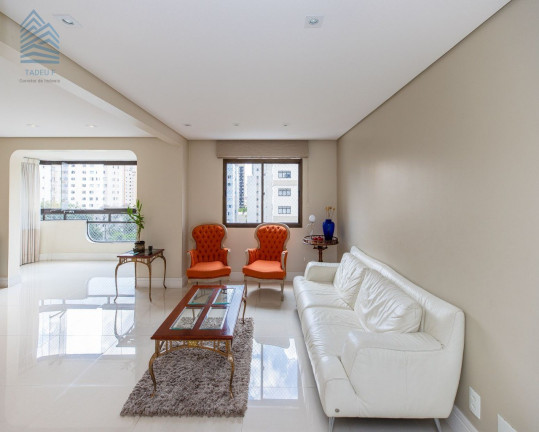 Imagem Imóvel com 4 Quartos à Venda, 196 m² em Moema - São Paulo