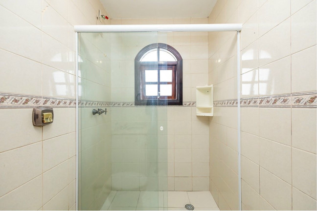 Imagem Casa com 6 Quartos à Venda, 300 m² em Boa Vista - Curitiba Imagem Casa com 6 Quartos à Venda, 300 m² em Boa Vista - Curitiba