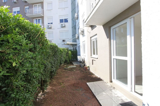 Imagem Apartamento com 3 Quartos à Venda, 101 m² em Jardim Sabará - Porto Alegre