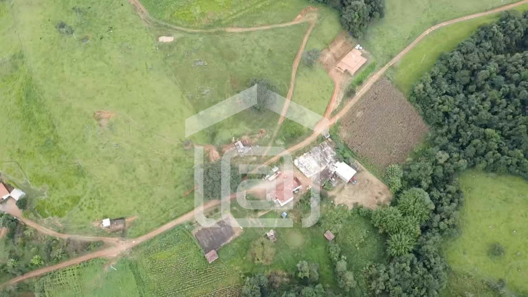 Imagem Imóvel com 4 Quartos à Venda, 120 m² em Santana De Caldas - Caldas