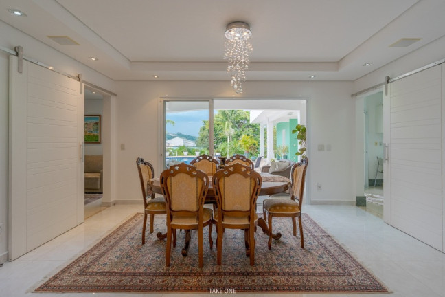 Imagem Casa com 5 Quartos à Venda, 499 m² em Marambaia - Vinhedo Imagem Casa com 5 Quartos à Venda, 499 m² em Marambaia - Vinhedo
