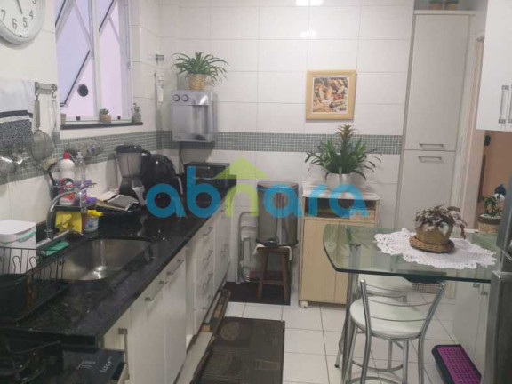 Imagem Apartamento com 2 Quartos à Venda, 70 m² em Copacabana - Rio De Janeiro