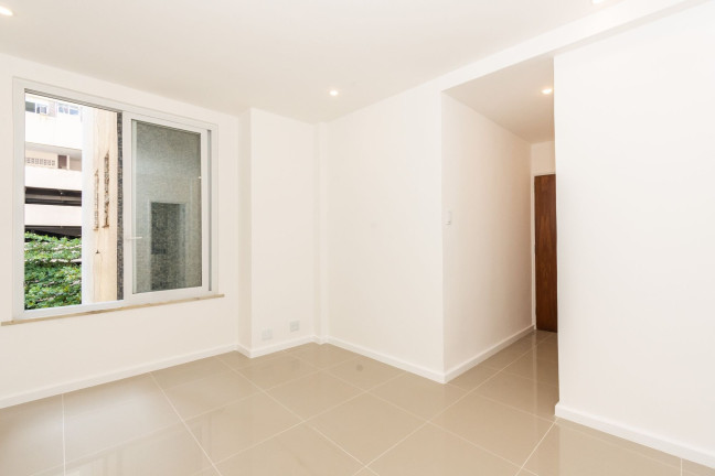 Imagem Apartamento com 1 Quarto à Venda, 43 m² em Copacabana - Rio De Janeiro