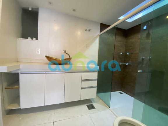 Imagem Apartamento com 4 Quartos à Venda, 215 m² em Copacabana - Rio De Janeiro