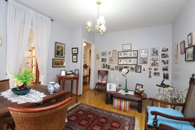 Imagem Apartamento com 2 Quartos à Venda, 61 m² em Santa Cecília - Porto Alegre