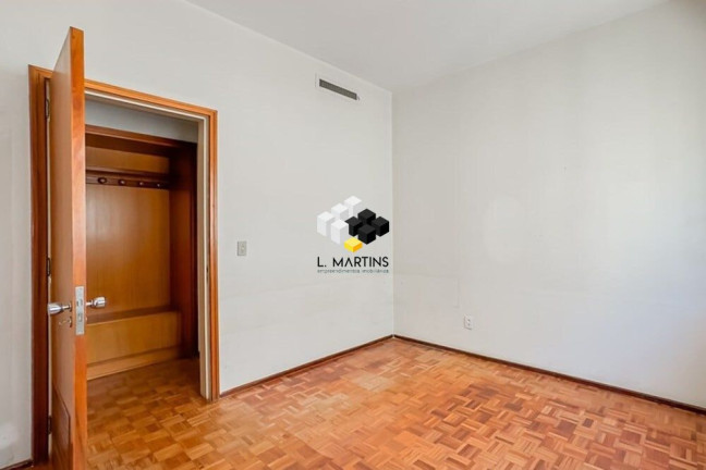 Imagem Apartamento com 3 Quartos à Venda, 217 m² em Independência - Porto Alegre