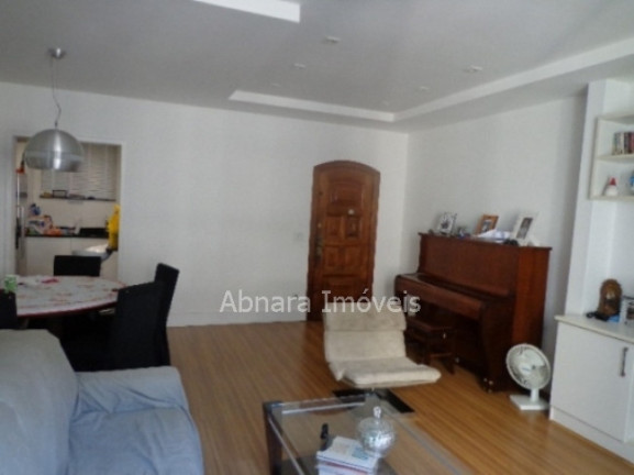 Imagem Apartamento com 3 Quartos à Venda, 160 m² em Copacabana - Rio De Janeiro
