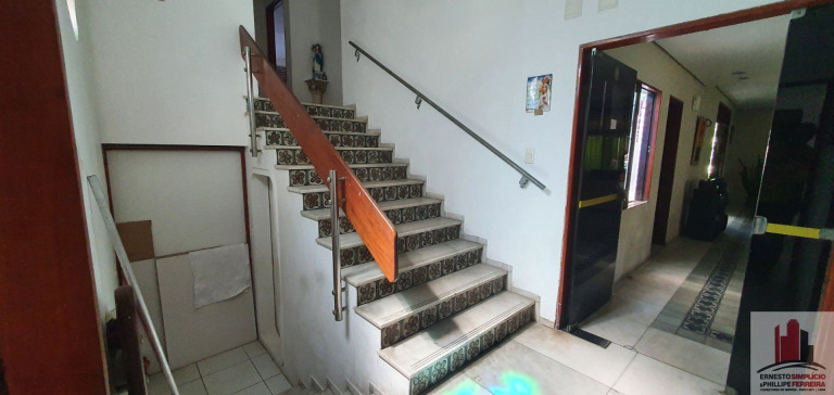 Imagem Casa com 7 Quartos à Venda, 780 m² em Monteiro - Recife