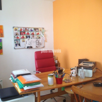 Imagem Casa com 3 Quartos à Venda, 180 m² em Jardim Guedala - São Paulo