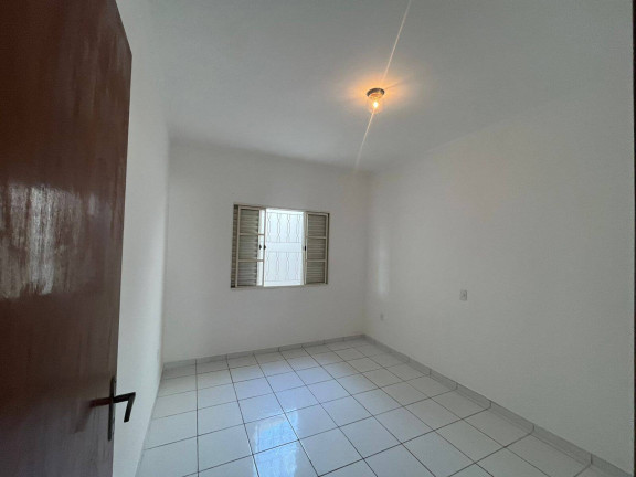 Imagem Casa com 2 Quartos à Venda, 125 m² em Jardim São Miguel - Bragança Paulista Imagem Casa com 2 Quartos à Venda, 125 m² em Jardim São Miguel - Bragança Paulista