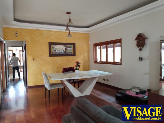 Imagem Casa com 4 Quartos à Venda,  em Jd. Florida - Jacareí