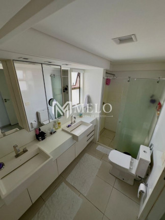 Imagem Apartamento com 4 Quartos à Venda, 247 m² em Santo Antônio - Recife Imagem Apartamento com 4 Quartos à Venda, 247 m² em Santo Antônio - Recife