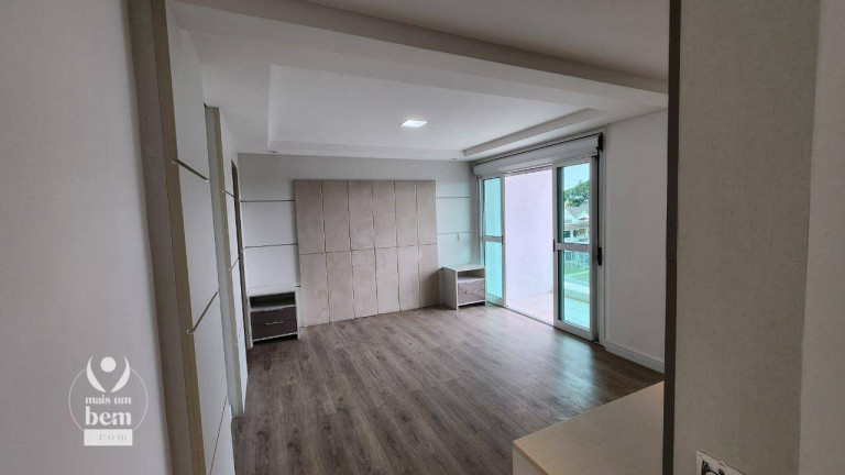 Imagem Cobertura com 2 Quartos à Venda, 131 m² em água Verde - Curitiba