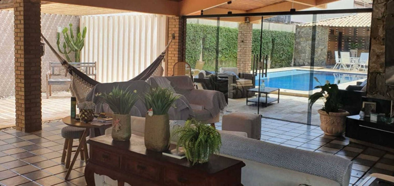 Imagem Casa com 4 Quartos à Venda, 871 m² em Coroa Do Meio - Aracaju Imagem Casa com 4 Quartos à Venda, 871 m² em Coroa Do Meio - Aracaju