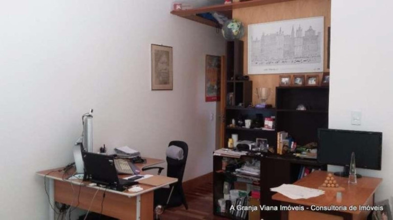 Imagem Casa com 3 Quartos à Venda, 1.300 m² em Altos De São Fernando - Jandira Imagem Casa com 3 Quartos à Venda, 1.300 m² em Altos De São Fernando - Jandira