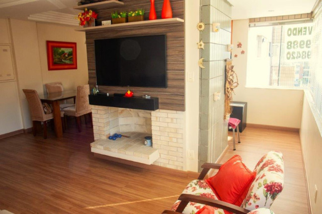 Imagem Apartamento com 2 Quartos à Venda, 93 m² em Santana - Porto Alegre