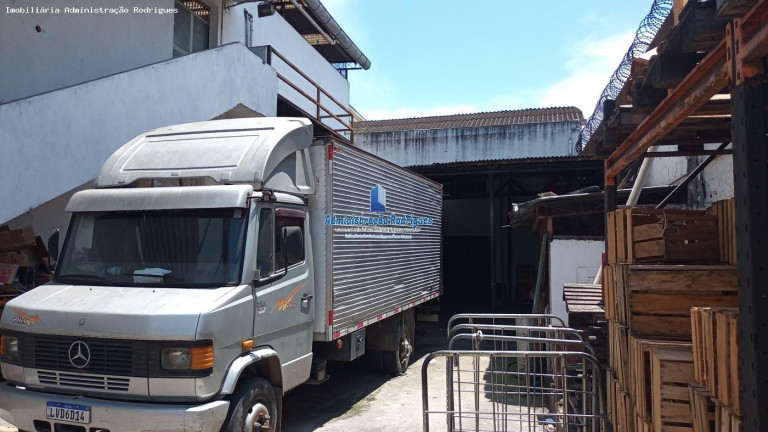 Imóvel Comercial à Venda, 900 m² em Mutuá - São Gonçalo