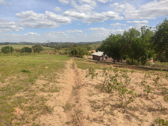 Imagem Chácara com 2 Quartos à Venda, 22.000 m² em Bairro Dos Leites - Piedade Imagem Chácara com 2 Quartos à Venda, 22.000 m² em Bairro Dos Leites - Piedade
