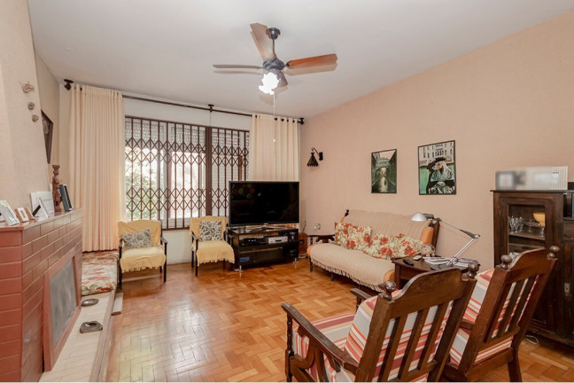 Imagem Casa com 5 Quartos à Venda, 164 m² em Cristal - Porto Alegre