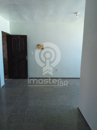 Imagem Apartamento com 3 Quartos à Venda, 80 m² em Icaraí - Caucaia