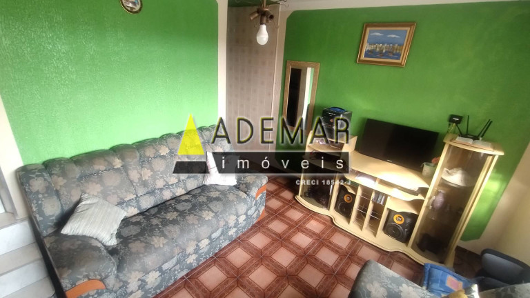 Imagem Casa com 5 Quartos à Venda, em Casa Grande - Diadema Imagem Casa com 5 Quartos à Venda, em Casa Grande - Diadema