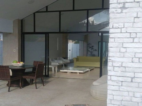 Casa com 3 Quartos à Venda, 240 m² em Buraquinho - Lauro De Freitas