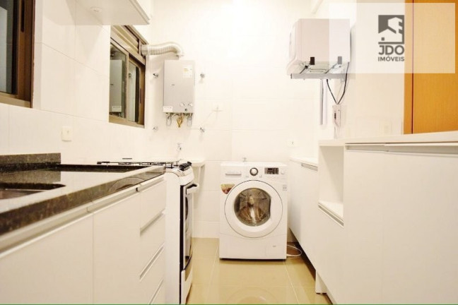 Imagem Apartamento com 2 Quartos à Venda, 70 m² em Batel - Curitiba