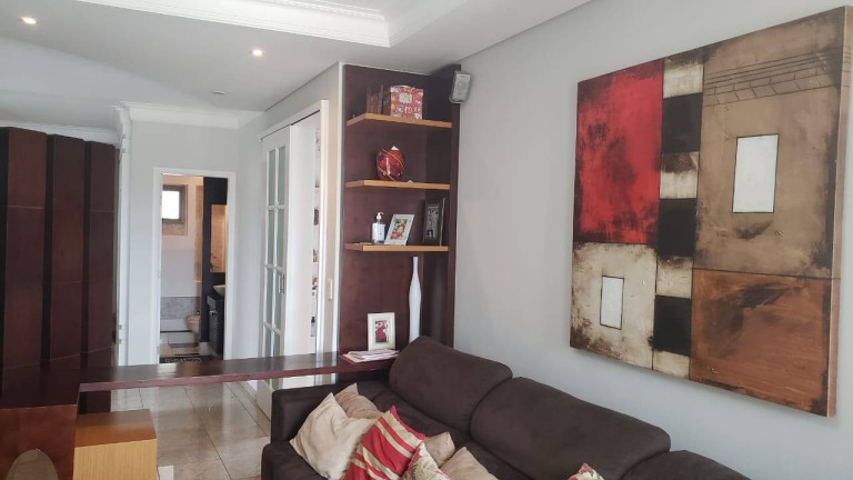 Imagem Casa com 3 Quartos à Venda, 525 m² em Centro - Arapongas Imagem Casa com 3 Quartos à Venda, 525 m² em Centro - Arapongas